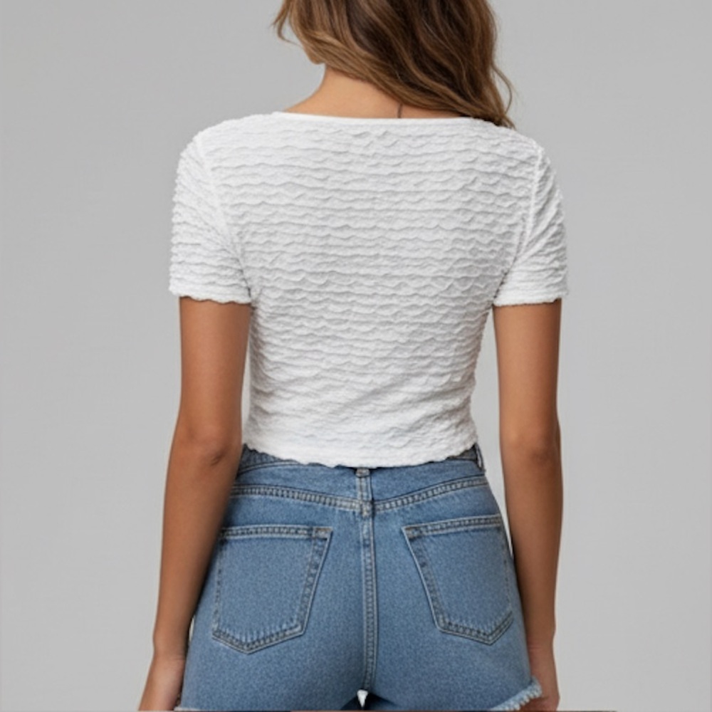 Textured Scoop Neck Tee White - Picture 4 of 5